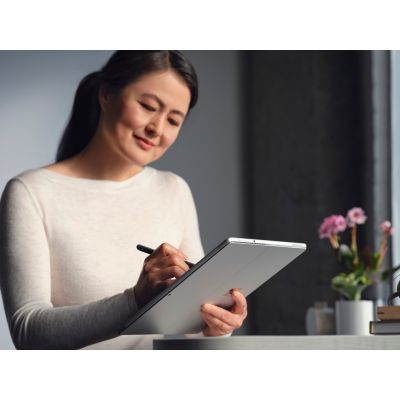 8. Microsoft Surface Slim Pen 2, black
