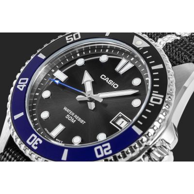 11. Men's Watch CASIO MDV-10C-1A2VEF + BOX