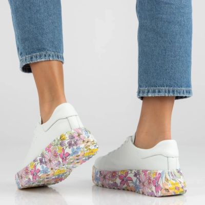 7. Leather platform sneakers with white floral print Filippo DP7507