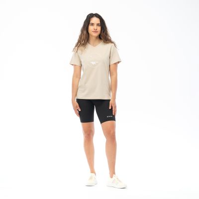 7. Women’s short-sleeve T-shirt LADY HADINA
