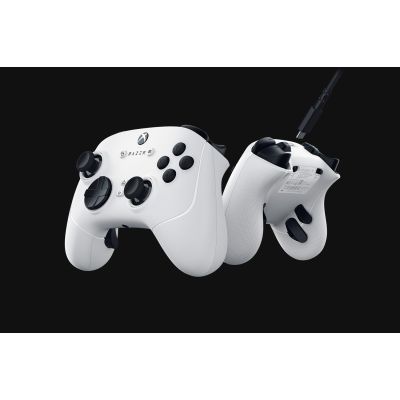 8. Game Controller for Xbox Series X/S and PC