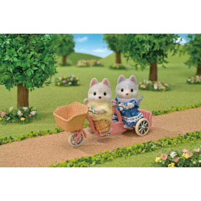 8. Sylvanian Families 5637 Baby Figure