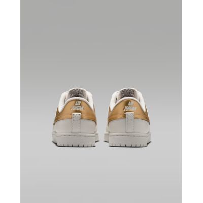 6. NIKE WMNS AIR JORDAN SKYLINE LOW LE women's shoes (IQ6586-100)