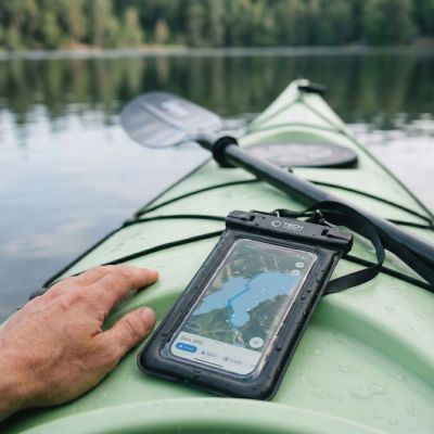 15. Tech-Protect UWC7 Waterproof Case 6.9" - Black