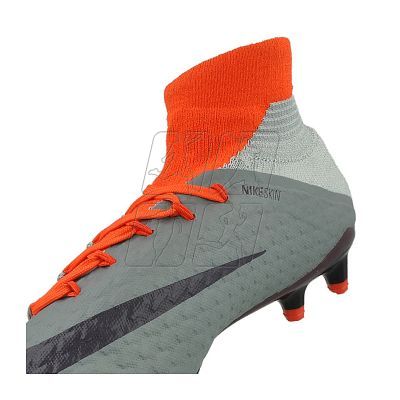 3. Nike Wmns Hypervenom Phatal 3 Df Fg W 881546-058 shoes