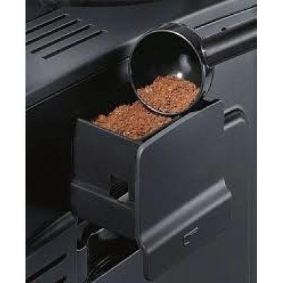 3. SIEMENS TE 654319RW espresso machine