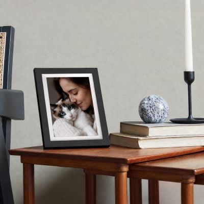 8. Wozinsky WRC-32 10.1" Digital Photo Frame with Frameo 32GB App - Black