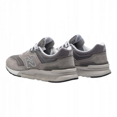 7. New Balance men's shoes CM997HCA classic 40