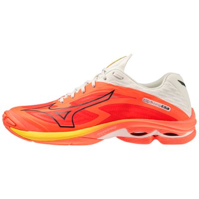 6. Mizuno Wave Lightning Z7 M V1GA220002 shoes