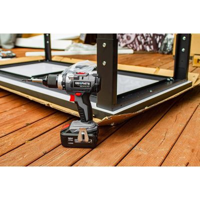 5. Graphite 58G012-S15 Powered Screwdriver/Impact Driver