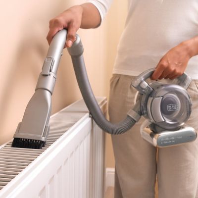 15. Black+Decker PD1820L-QW Cordless Vacuum Cleaner