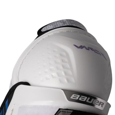 3. Bauer Vapor Fly-G Woman Junior hockey shin guards