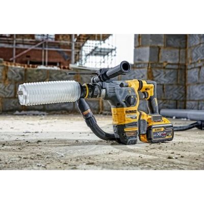 4. DeWALT DWH201D Universal Dust Extraction Adapter
