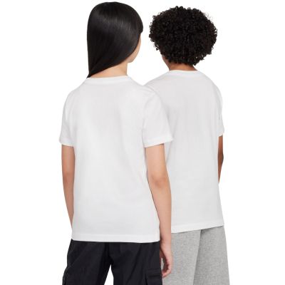 2. Nike Sportswear Kids T-Shirt White FZ5177 100