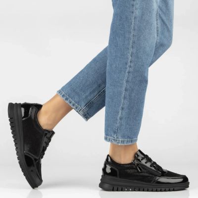 6. Filippo DP8105 patent leather wedge shoes in black