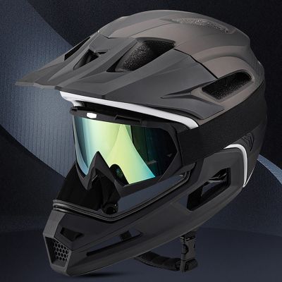 8. Wozinsky full-face bicycle helmet with removable visor, lightweight, L - black
