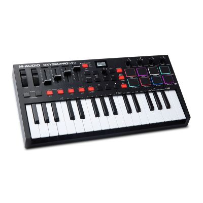 9. M-AUDIO Oxygen PRO MINI - Control Keyboard
