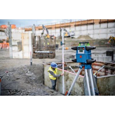 9. Bosch GRL 650 CHVG 70 m 500-540 nm (< 10mW)