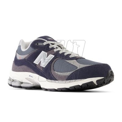 5. New Balance M M2002RSF sports shoes