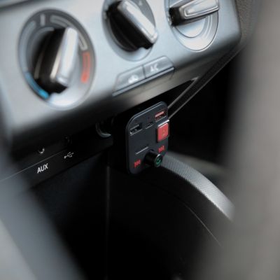 11. SAVIO TR-15 FM Transmitter with Display, Bluetooth and PD USB-C USB-A Quick Charge Charger, Bass Boost