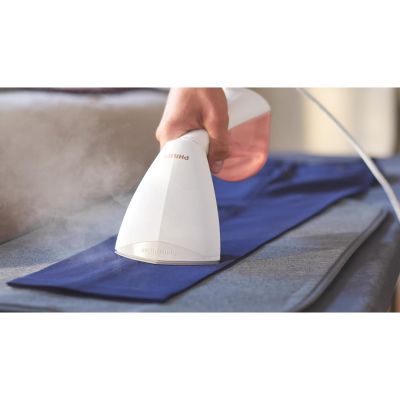 33. PHILIPS GC 801/10 Garment Steamer