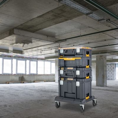 21. TSTAK 2.0 case short handle DWST83345-1 DEWALT