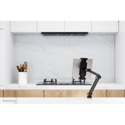 8. Neomounts DS15-545BL1 Passive Holder Tablet/UMPC Black