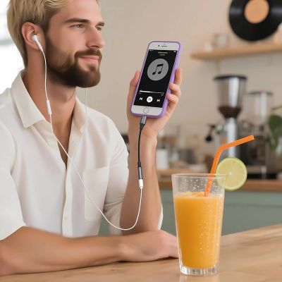 9. Wozinsky WALJ-01 Lightning adapter - 3.5mm mini jack - black