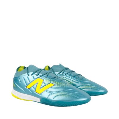 2. New Balance Tekela V5 Team Low Laced IN NBUT3IL9S6 Soccer Shoes