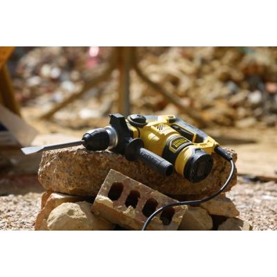 3. Stanley SDS-PLUS HAMMER DRILL, 1250W (FME1250K)