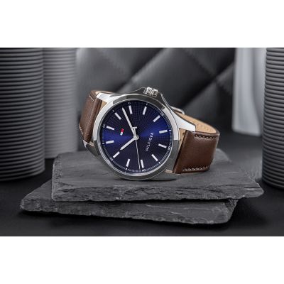 3. Tommy Hilfiger Bruce Men's Watch 1710669 + BOX