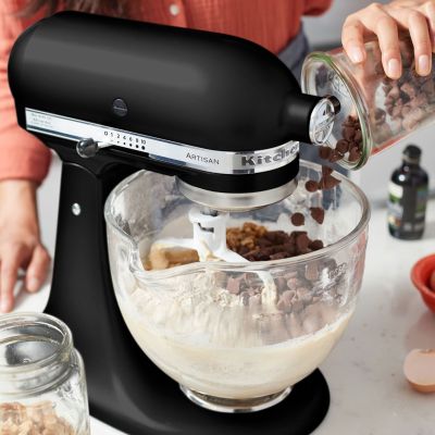 5. KitchenAid Artisan Kitchen Machine 5KSM175PSEOB 4.8 L