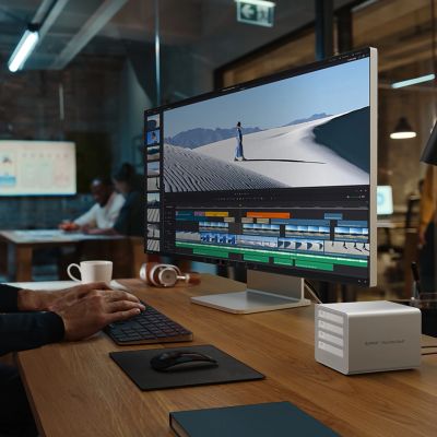 11. Orico 8848U4 DAS Series 4-Bay M.2 NVMe SSD Disk Array - White