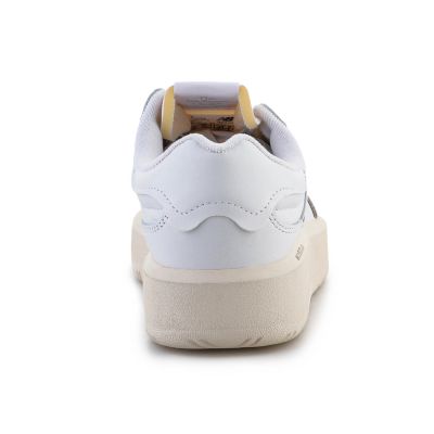 6. New Balance W CT302OB Shoes