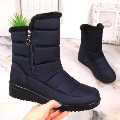 8. Insulated snow boots NEWS IN EVE377B