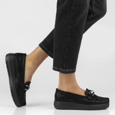 7. Women's leather platform loafers, black, Filippo DP7652