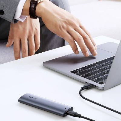 3. Ugreen Hard Drive Bay M.2 B-Key SATA 3.0 5Gbps Gray + USB Type C Cable (CM400)