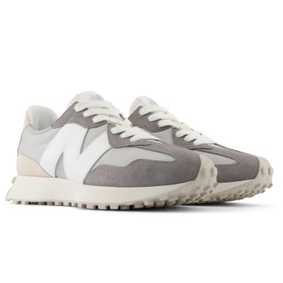 15. New Balance unisex sneakers U327FF