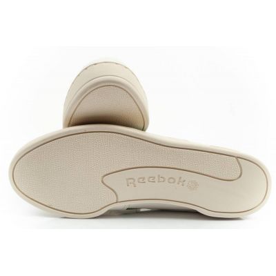 7. Reebok Club Form Hi M GZ2437 shoes