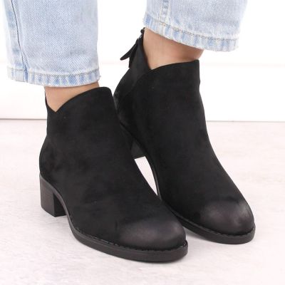 7. Women's ankle boots with a block heel, insulated, black, Potocki 12472