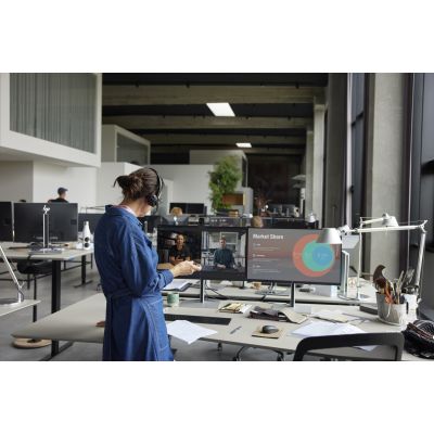 32. POLY Savi 8420 Office Stereo Headset Microsoft Teams Certified DECT 1880-1900 MHz