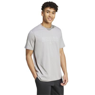 10. adidas Tech Linear Graphic T-shirt M IY0728