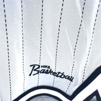 4. Nike DNA Shorts Seasonal White/Black - DA5709-100