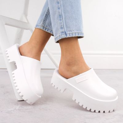 5. Big Star W NN274015 INT2083B chunky sole clogs