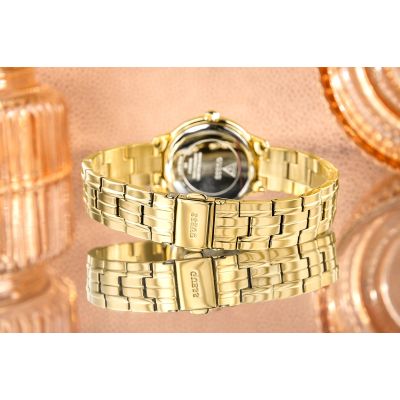 7. Women's Guess Chelsea Watch W0989L2 + BOX