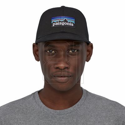 3. Cap Patagonia Logo Trucker Hat M 38289-BLK