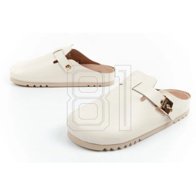 8. Scholl Grace W F306821171 Flip-Flops