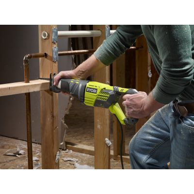 7. RYOBI RRS1200-K 1200 W Reciprocating Saw Black, Green
