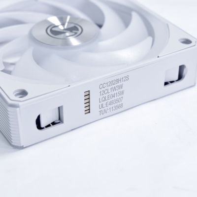 9. Lian Li UNI FAN CL Wireless Fan, 3-Pack - 120mm, White