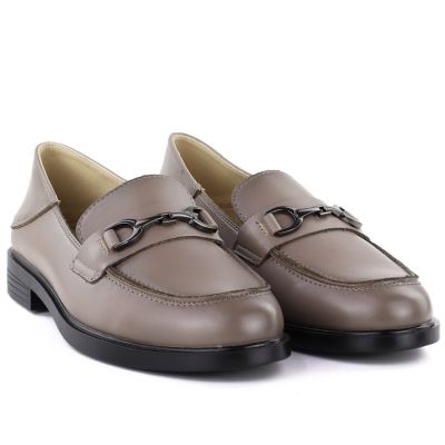 4. Women's leather moccasins beige Vinceza 18117